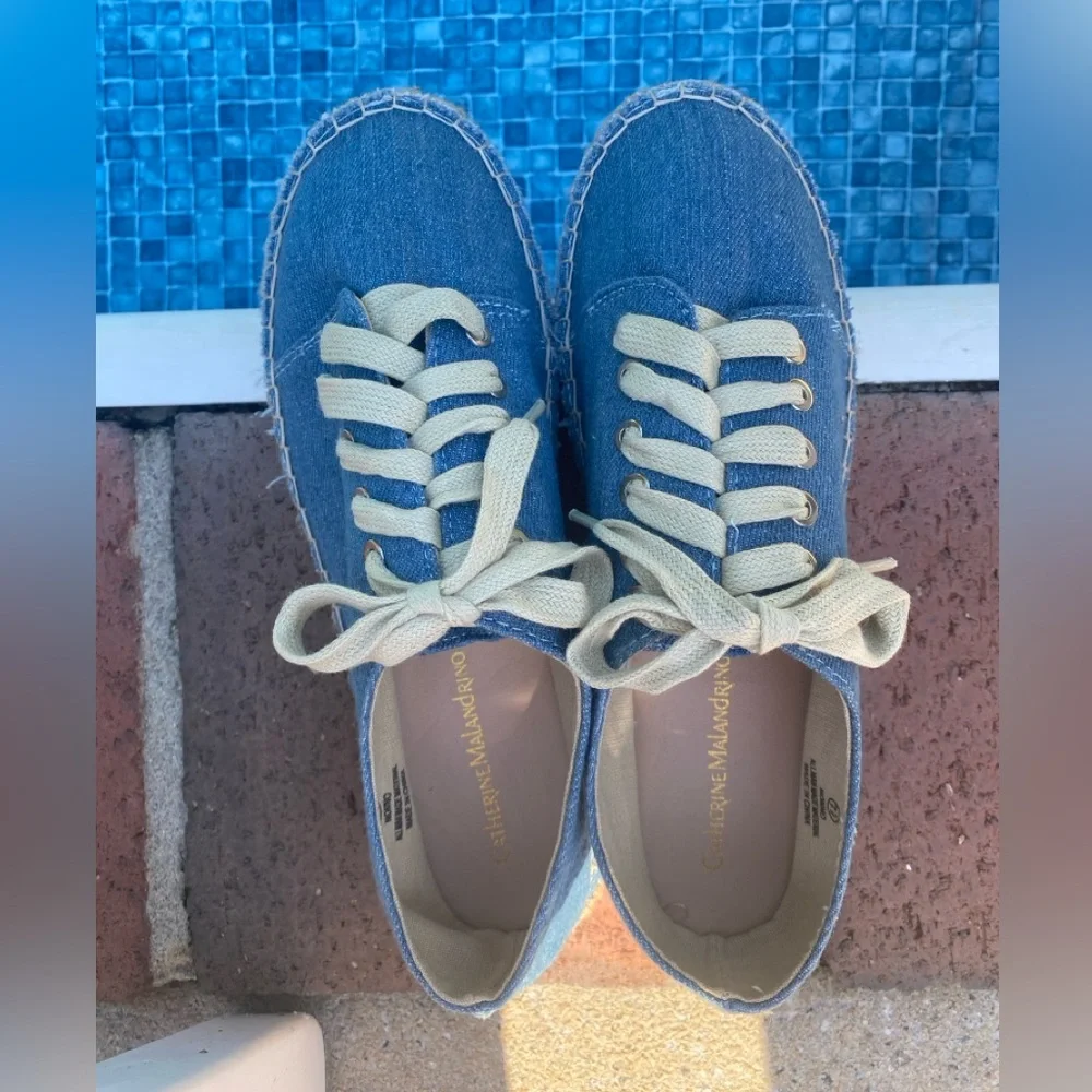 Catherine Malandrino Light Blue Denim Lace Up Espadrille Sneakers  size 7 1/2